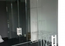 Плъзгащи стъклени врати - офис