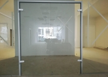 Стъклени преградни стени за офис