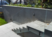 Glass railing